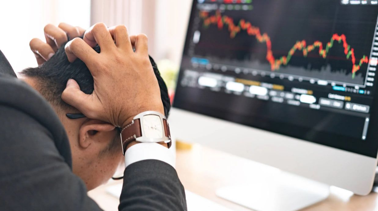 Risk Management Futures Trading | 5 Best Strategies for Traders 3 221-risk-management-futures-trading-Leverage-Risks