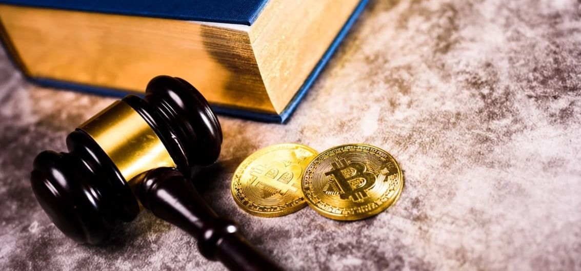 Gold vs Bitcoin: Which is a Better Investment? 6 45-gold-vs-bitcoin-Differences